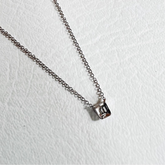 NWT 14K White Gold and Diamond Necklace - Picture 5 of 8